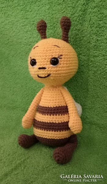 Horgolt amigurumi Méhecske