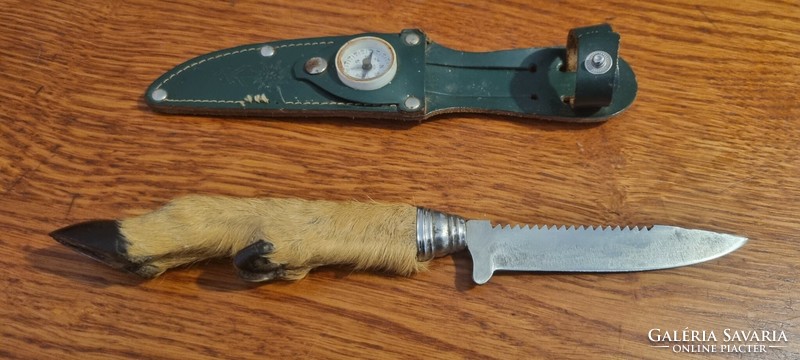 Hunting dagger with compass leather case