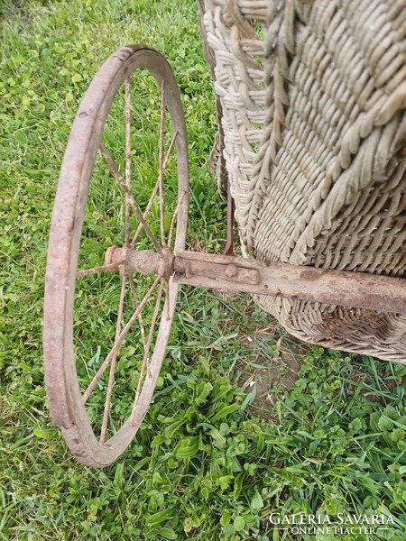 Old two-wheeled cart
