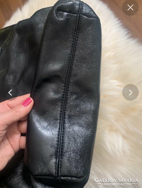 Michael kors black leather bag