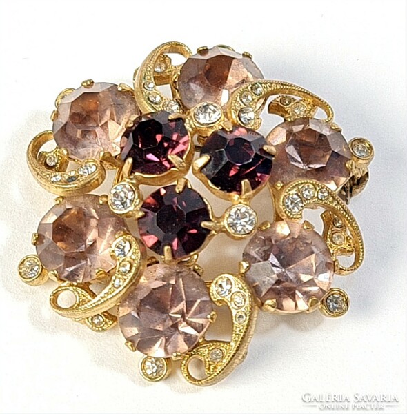 Beautiful vintage brooch