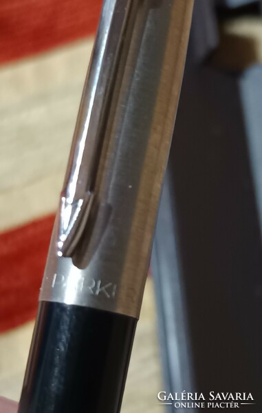 English parker ballpoint pen. In its original box. With original grip insert.