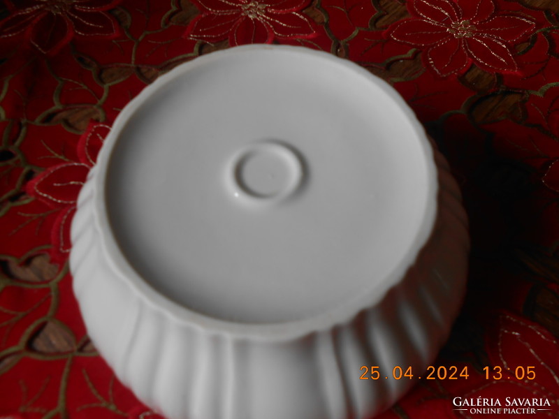 Zsolnay patty plate, 16 cm