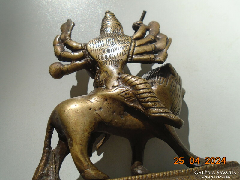 18-19 sz DURGA bronz hindu 8 kezü istenség oroszlánon lovagolva