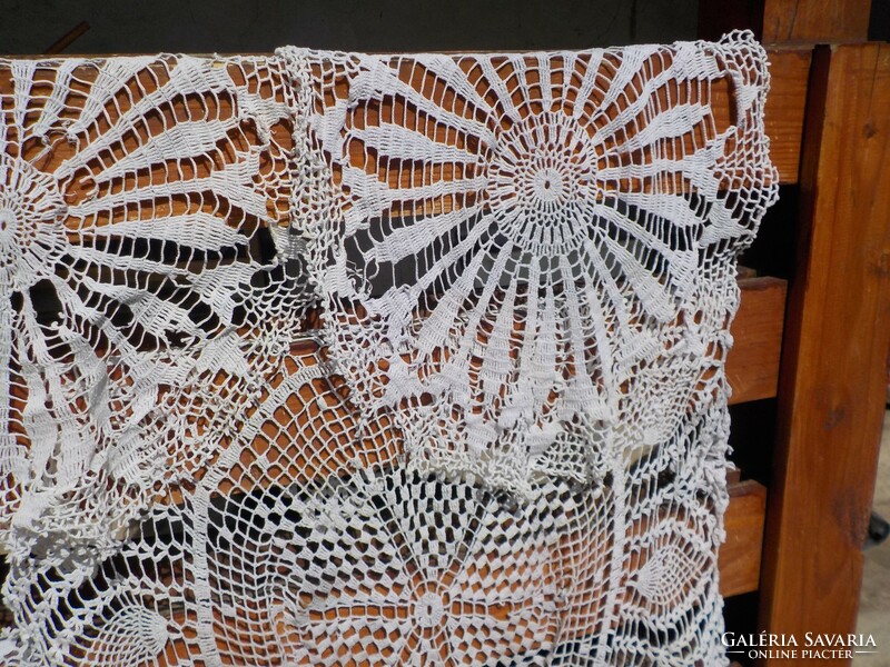 8 Pcs, defective crochet tablecloth