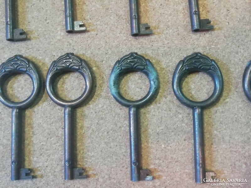 Retro door keys, antique effect 5, 10 pcs