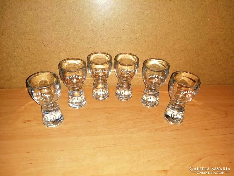 Unicum üveg pohár vastag tömör talpú kidomborodó mintával 6 db egyben (22/K)