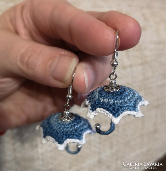 Blue ombre dangling umbrella earrings made with microcrochet