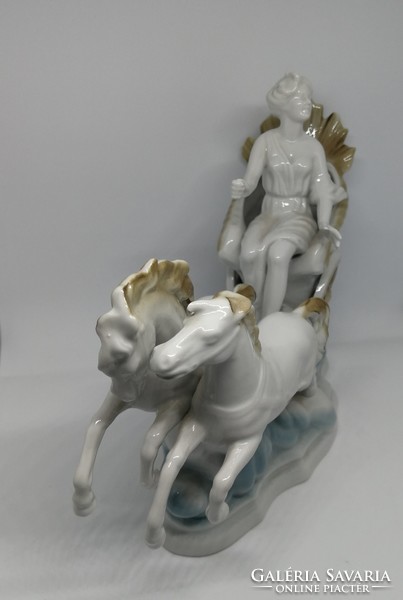 Equestrian porcelain statue!