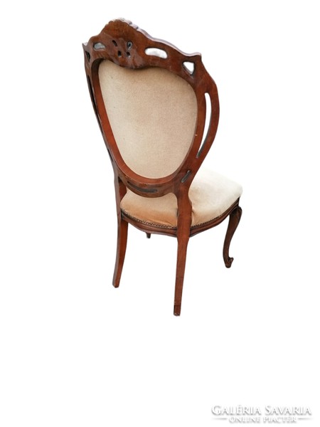 Áttört faragásos barokk székek