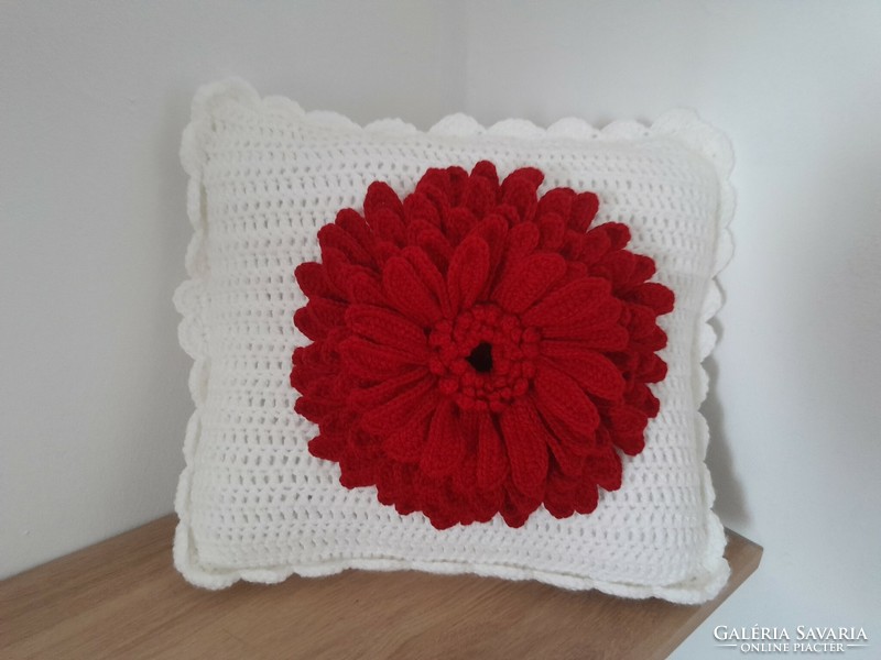 Crocheted gerbera throw pillow