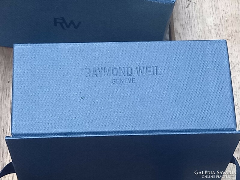 Raymond Weil óratartó doboz/Karóra doboz