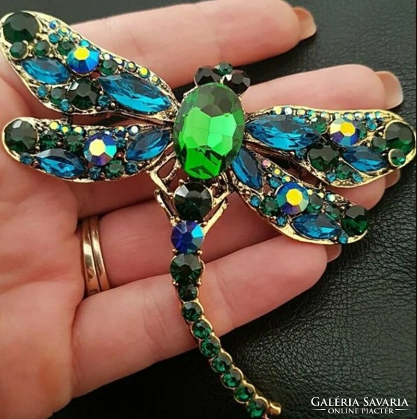 Giant dragonfly brooch/for athina/