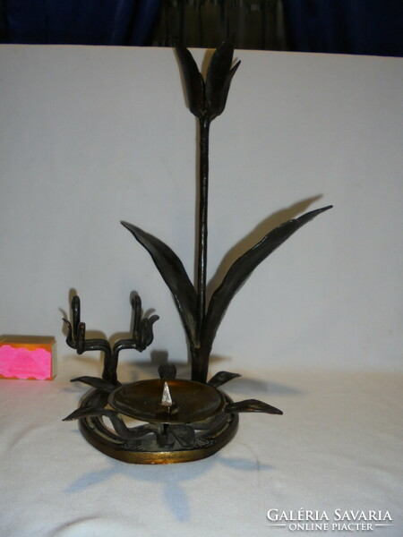 Wrought iron candle holder for three candles - horseshoe base, tulip, sun,...
