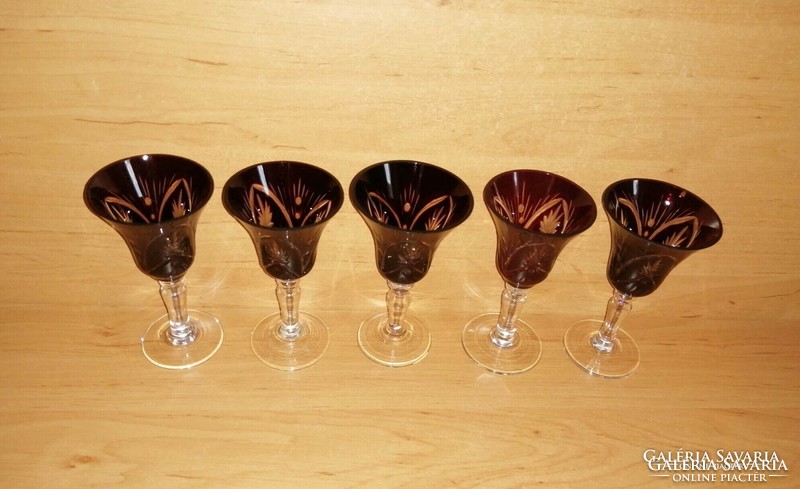 Bordó metszett csiszolt üveg talpas pohár 5 db egyben - magasság 12 cm (z-7)