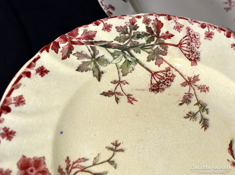 Around 1880-1890 French longwy antique faience plate set! With a beautiful pattern!