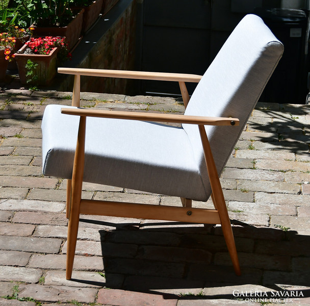 Retro armchair, designer: henryk lis