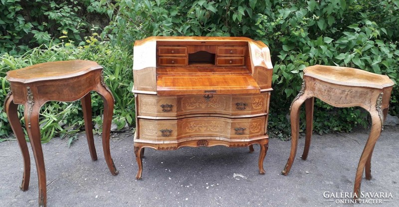 Antique secretary / chest of drawers.