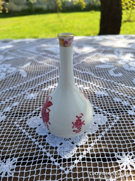 Appony pattern vase