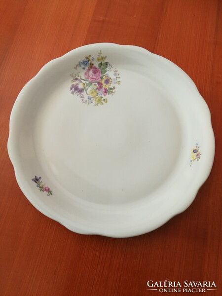 Zsolnay porcelain pie plate with flower pattern!