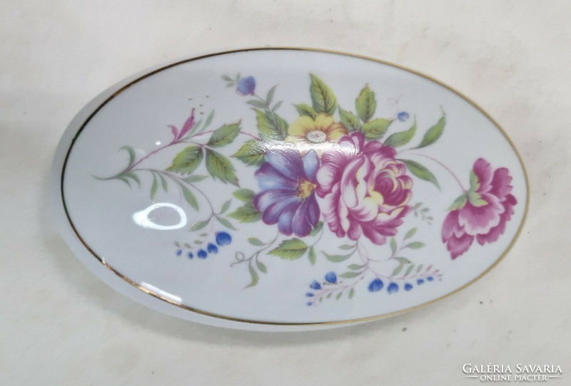 Ravenclaw, porcelain, morning glory pattern jewelry holder or bonbonnier, in perfect condition