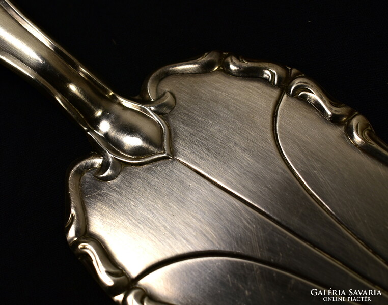 Beautiful neo-baroque silver-plated cake pan
