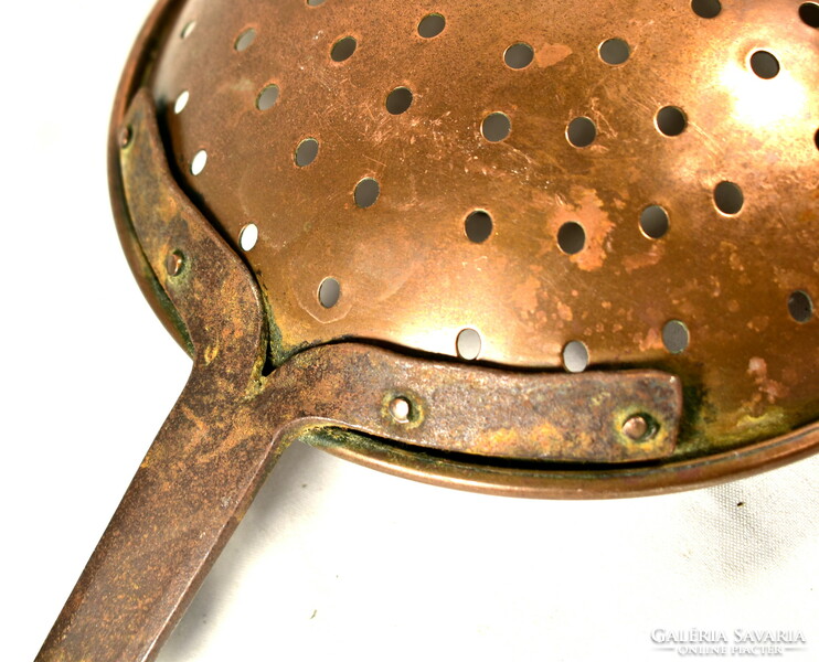 Massive and large! A serving shovel with a red copper head!