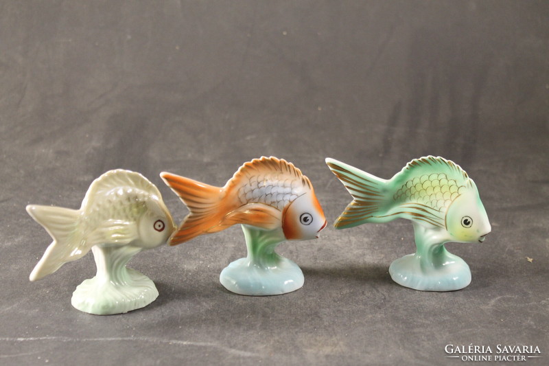 Porcelain fish 946