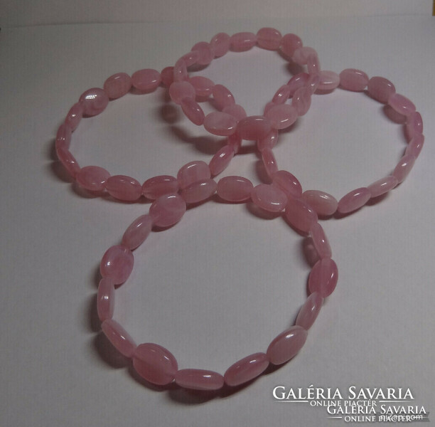 Pink marble bracelet, made of quality acrylic.