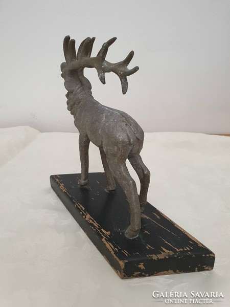 Deer statue aluminum casting
