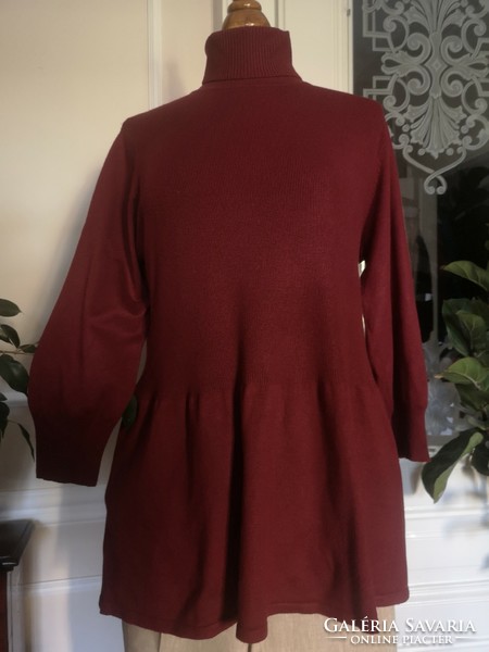 M&s 44-46 burgundy turtleneck peplum sweater