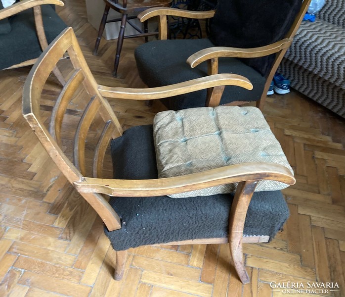 4 armchairs + table from the 1930s to be renovated
