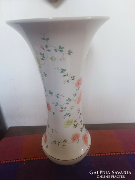 Hatalmas egyedi virágos kèzzel festett Hollóházi porcelán váza 43cm