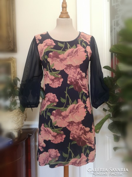 Next size 36 peony, powder pink dress, tunic on a blue background