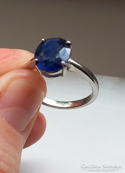 925 Silver sapphire ring. 8 USA
