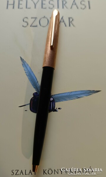 Retro ballpoint pen. In new condition.