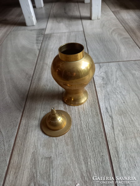 Nice old copper urn/box (15.5x8 cm)