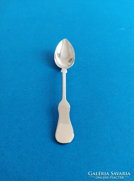 Silver mocha spoon in violin style