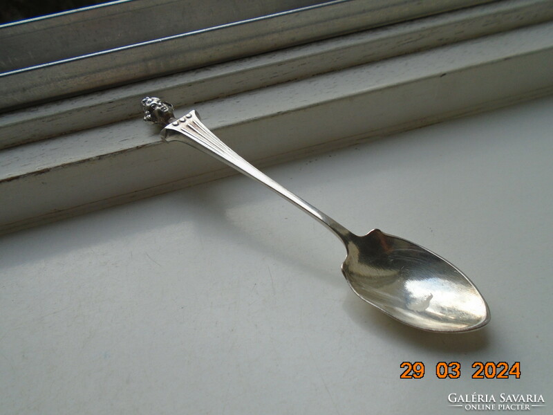 Ice cream scoop covered with flat silver with a figural art nouveau lady