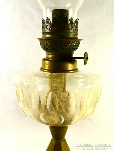 XX. Antique kerosene lamp with polished glass tank, first half of Sz