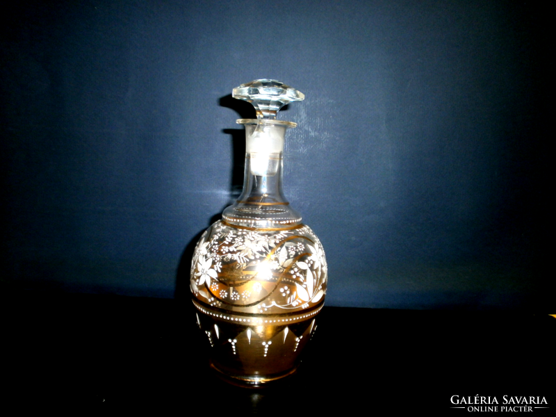 Liqueur bottle with hand painted polished stopper