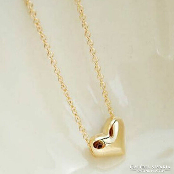 Nym54 - gold necklace with mini heart pendant