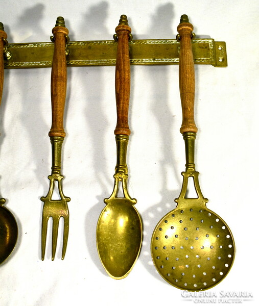 Solid copper kitchen wall serving set with wooden inlays!