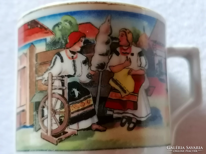 Nagyon ritka, Kolozsvári Zsolnay népi életképjelenetes kávés csésze