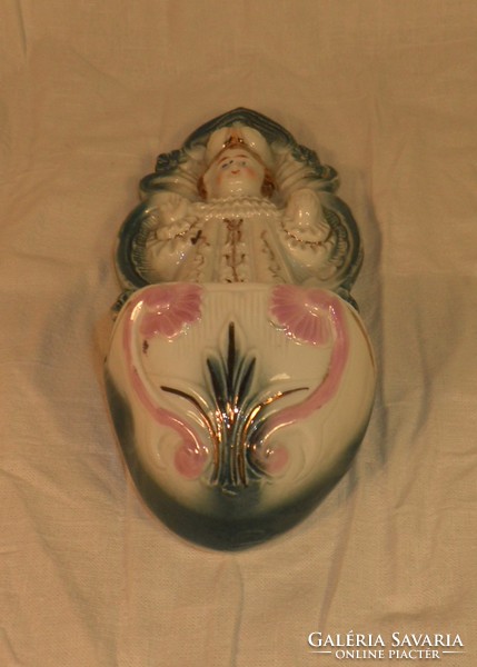 Porcelain holy water tank