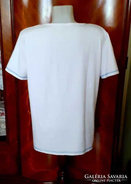 Elastic white top, T-shirt. 44-Es