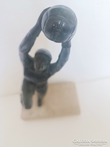Antik sportoló focista kapus labda szobor francia 1920-30 körül 38cm