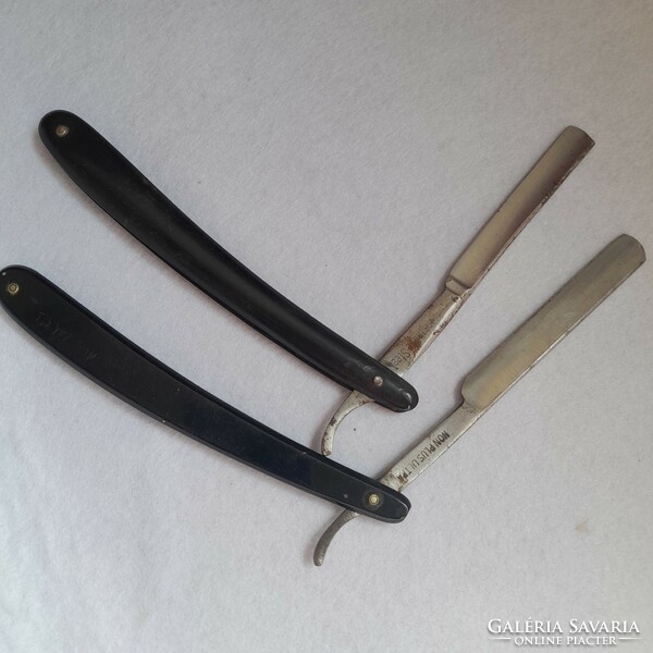 2 pcs old handle / barber's razor