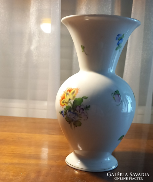 Herend tulip pattern vase