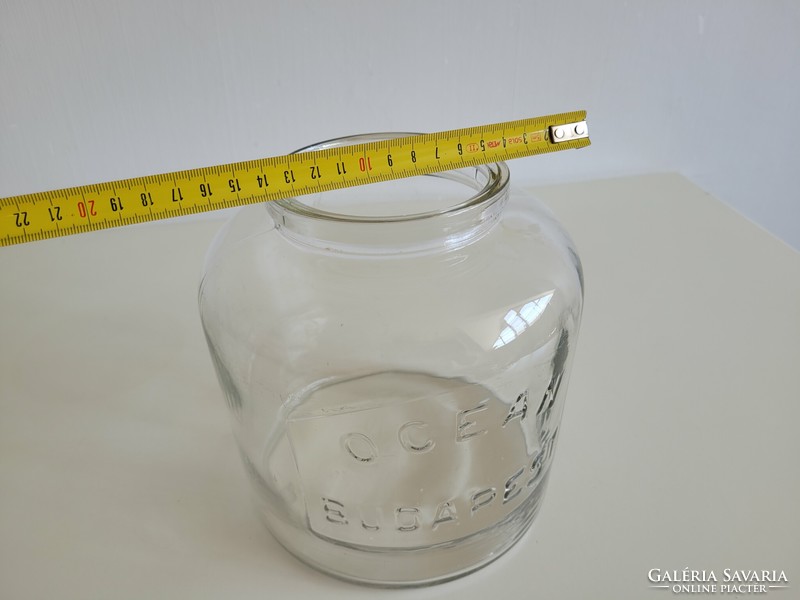 Old 2.5 liter ocean budapest large vintage russell can 17.5 Cm